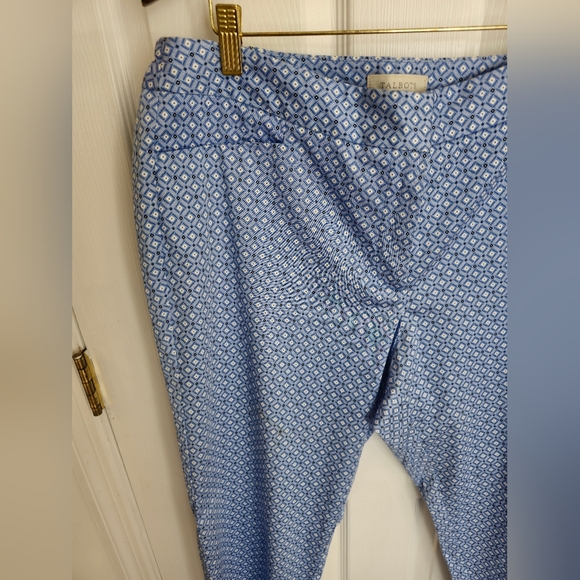 NWOT Talbots Woman Heritage Blue Geo Print Capri Pants Size 14W - Picture 4 of 15